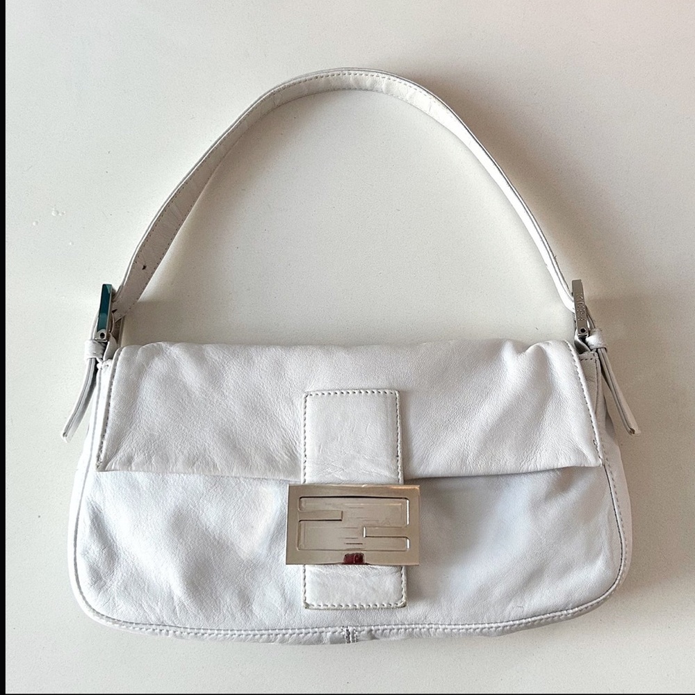 FENDI Classic White Leather Baguette Shoulder Bag